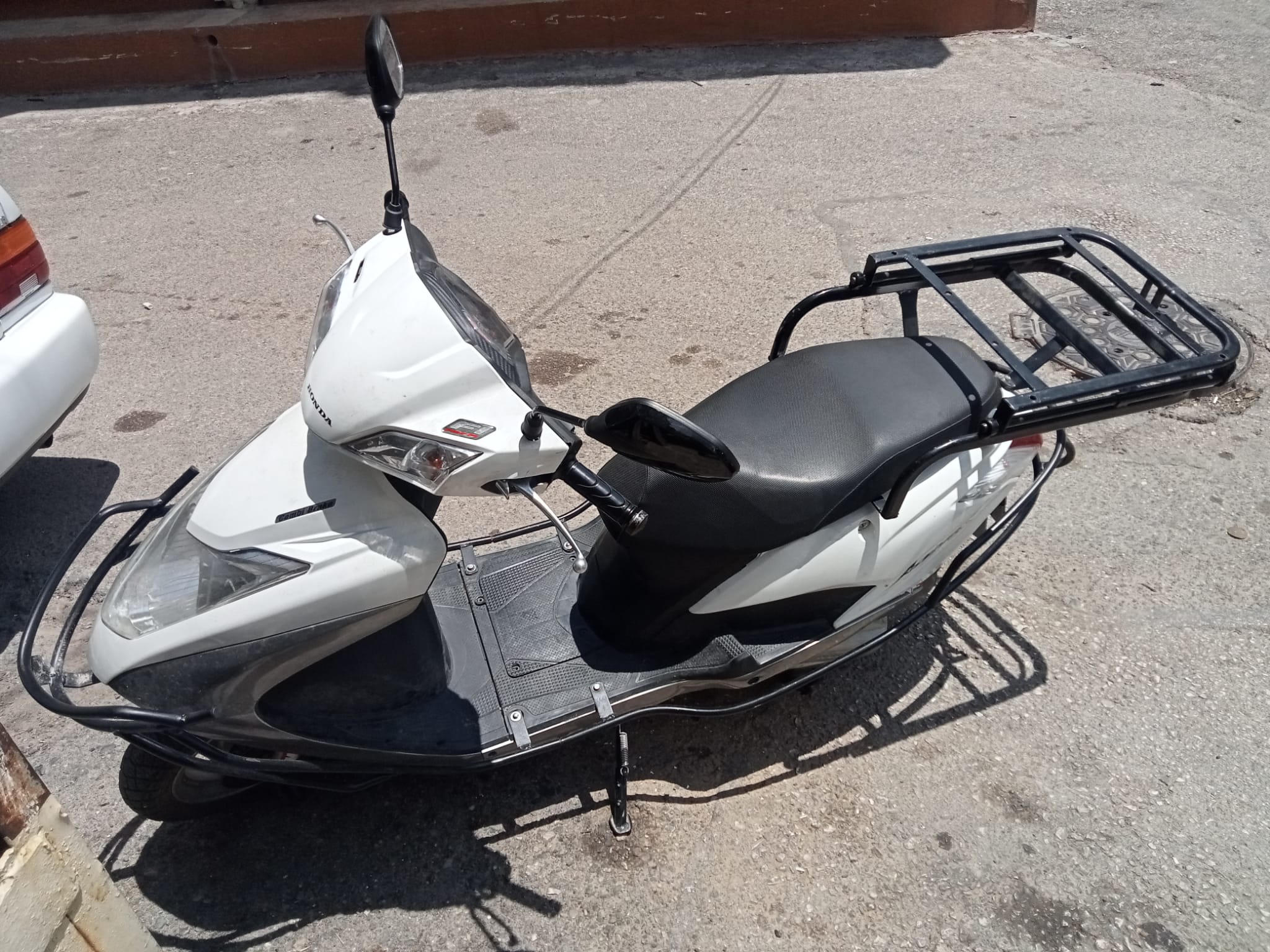 Motor Resmi